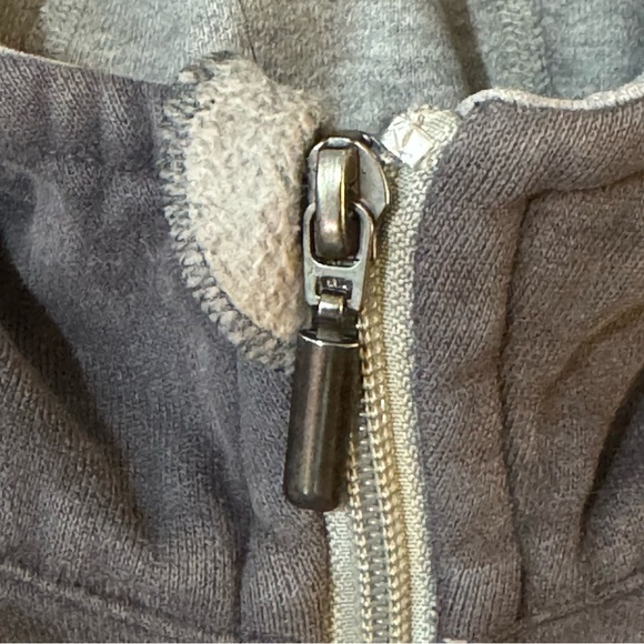 Lululemon Vintage Scuba - Picture 3 of 6